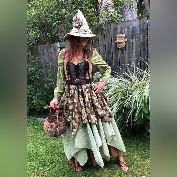 Meet your Posher, Jennifer - Picture 5 of 16